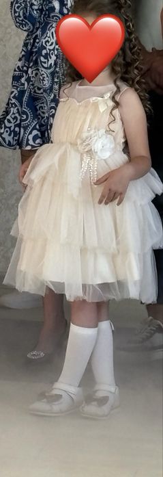 Продам плаття для дівчинки