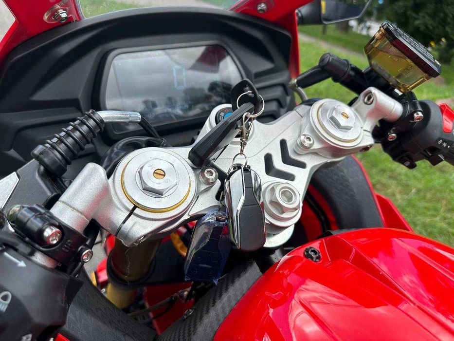 Мотоцикл Rider (Zongshen) Iron 250cc Червоний Новий