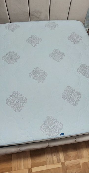 Матрас на кровать