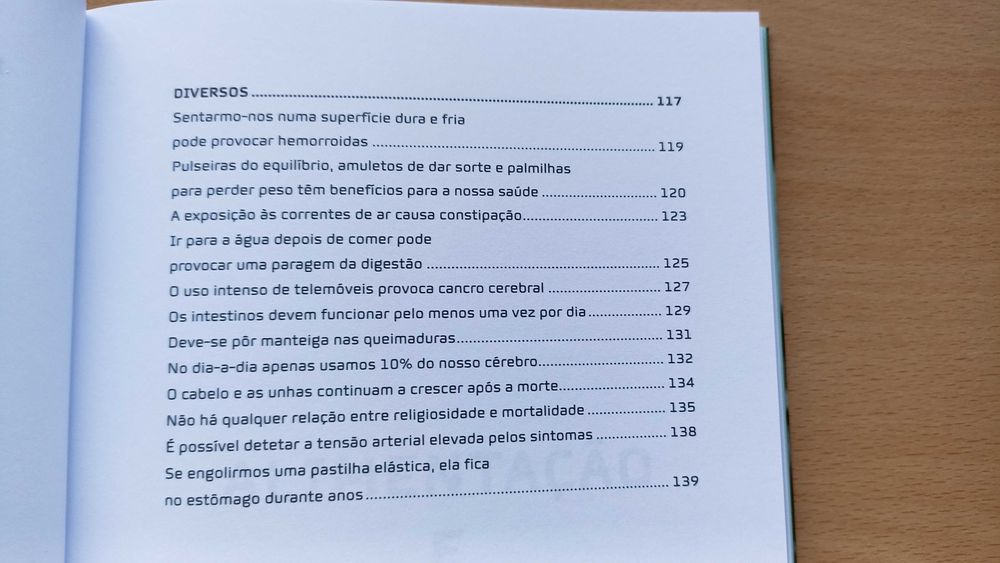 Livro "Mitos E Crenças Na Saúde" do Dr, António Vaz Carneiro