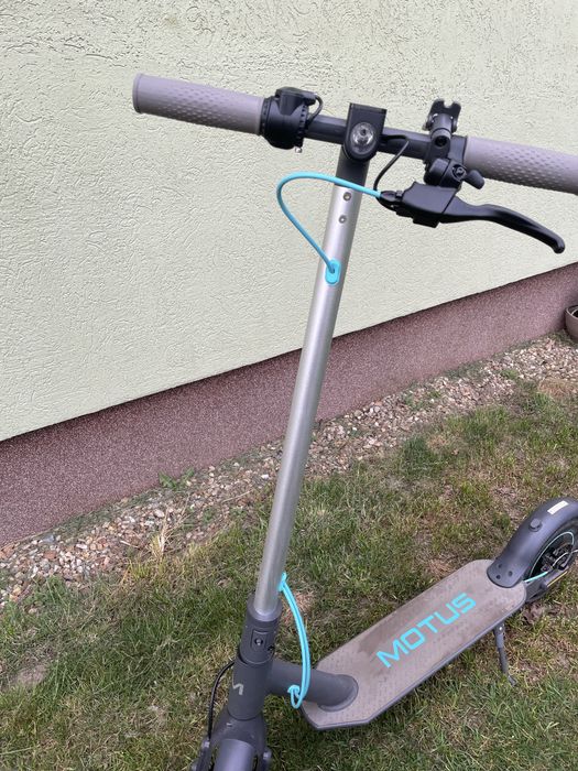 Hulajnoga elektryczna motus Lite 10
