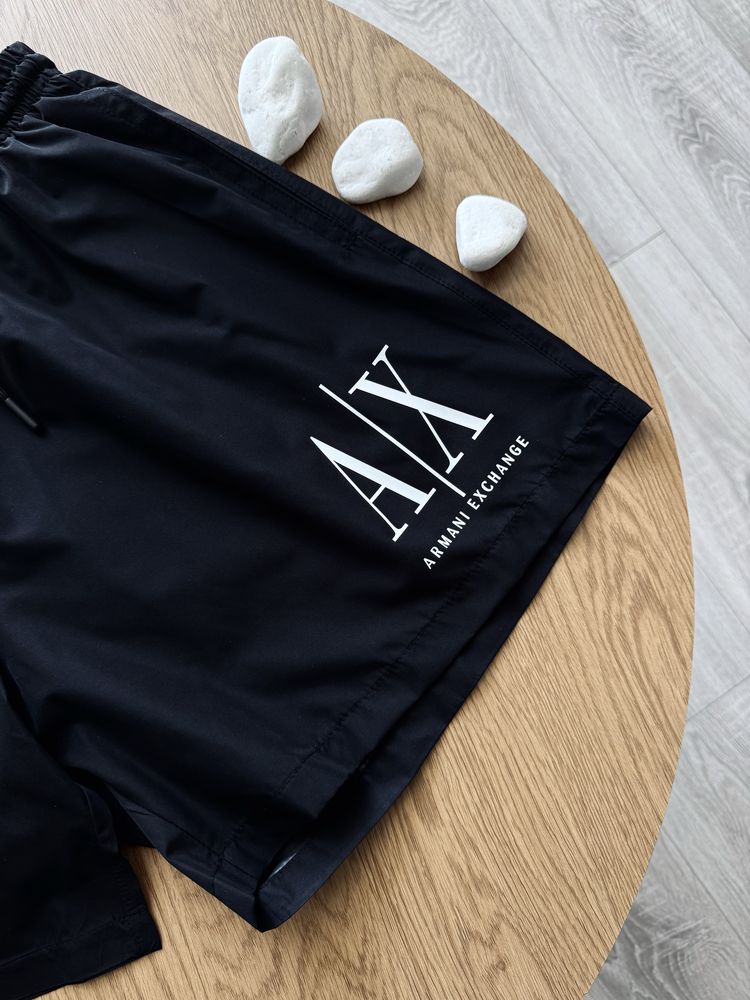 Плавальні шорти Armani чорні та білі