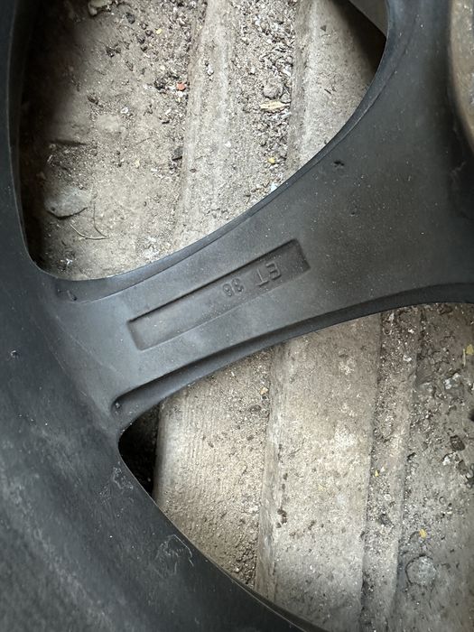 Диски R18 Комплект с резиной