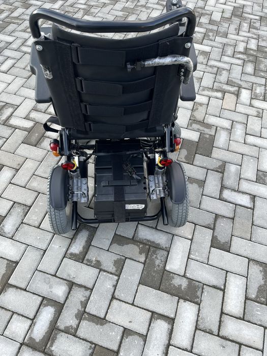 Wózek inwalidzki elektryczny