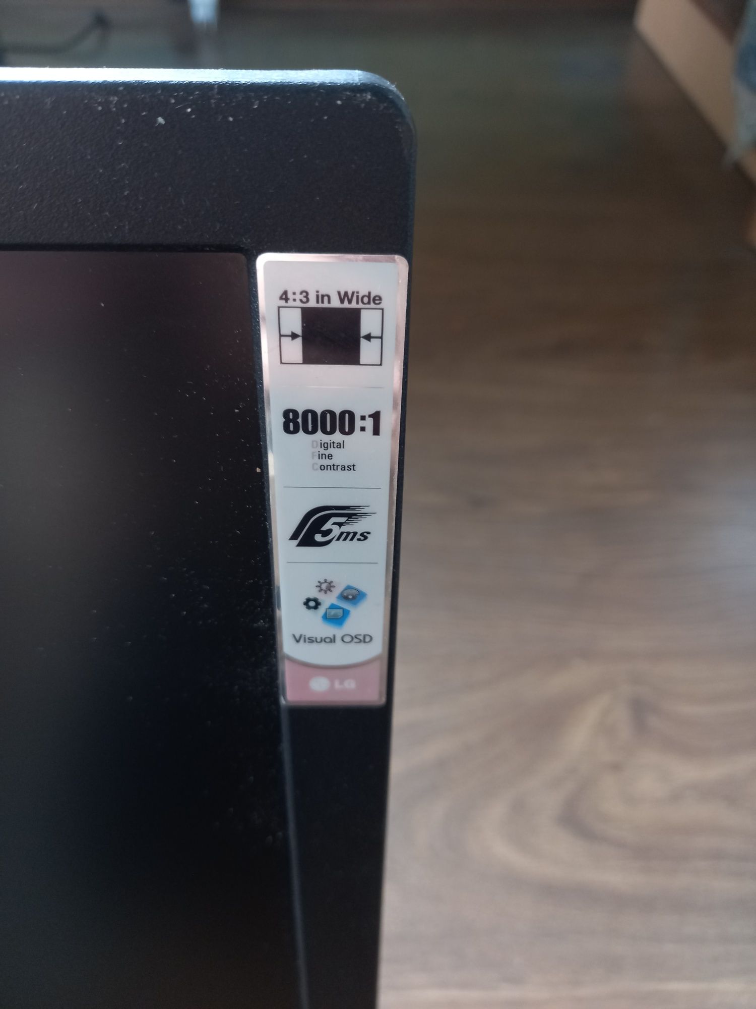Монітор  LG FLATRON W2242t