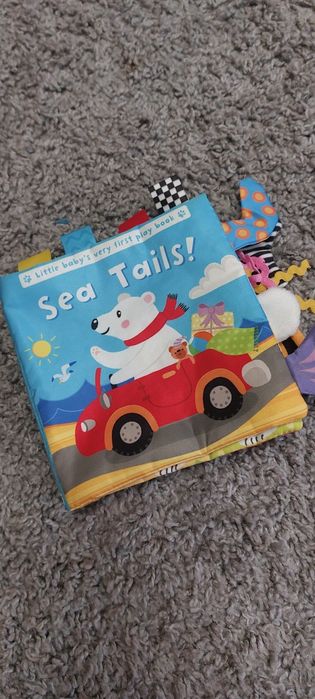 Розвиваюча книжечка для малюків