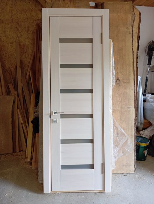 Дерев’яні двері під замовлення сосна