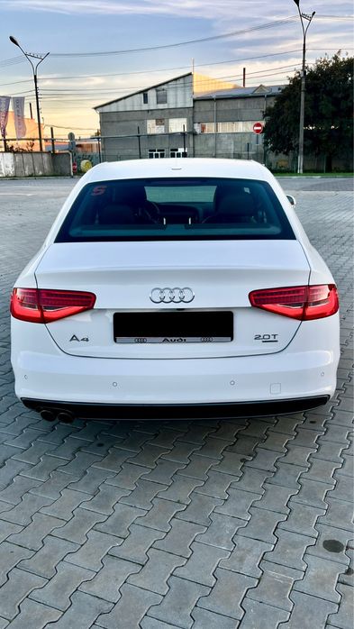Audi A4 Quattro Premium Plus S-Line