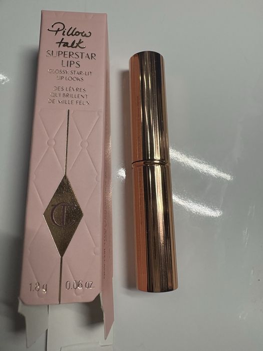 Помада Charlotte Tilbury Superstar Lips Pillow Talk