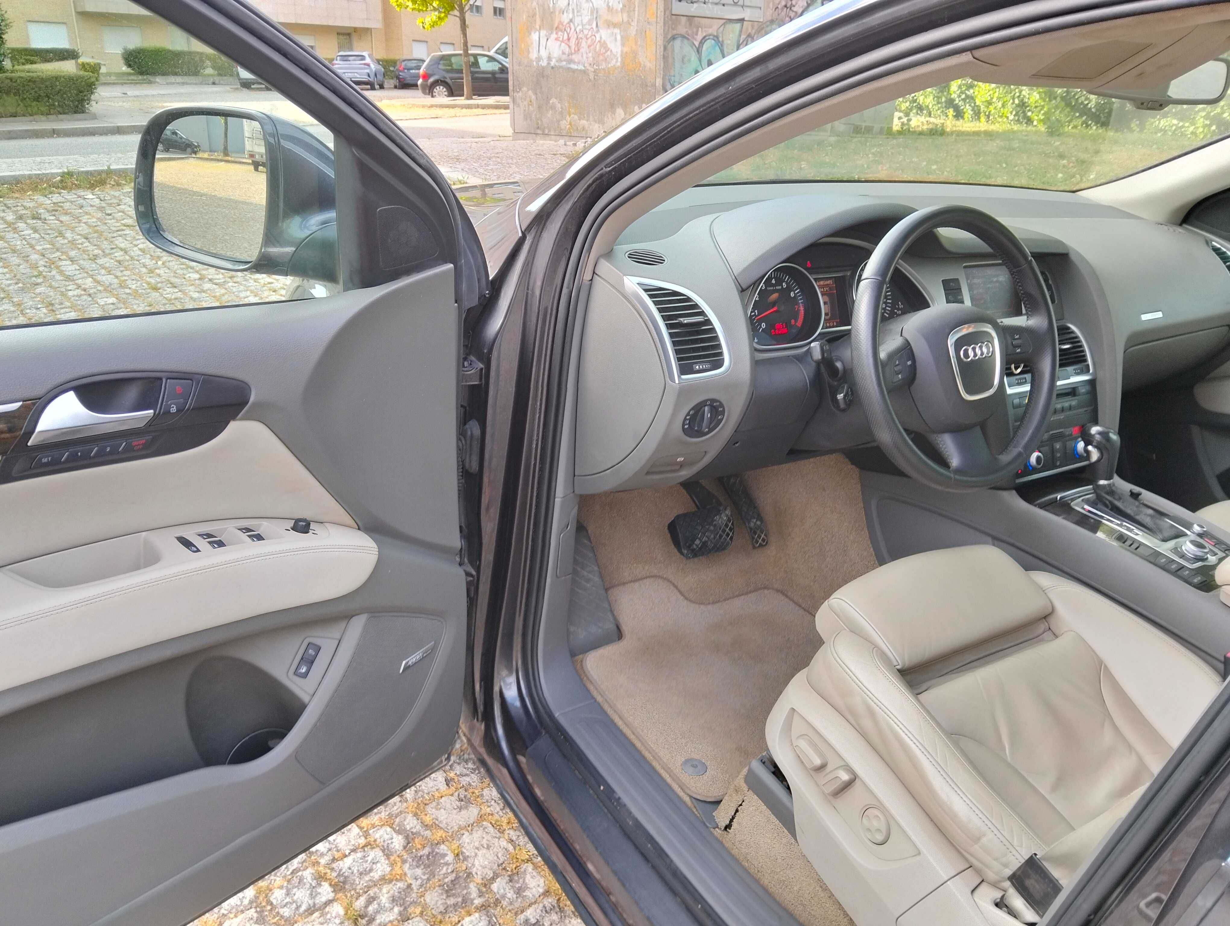 audi q7  4.2  350 cv