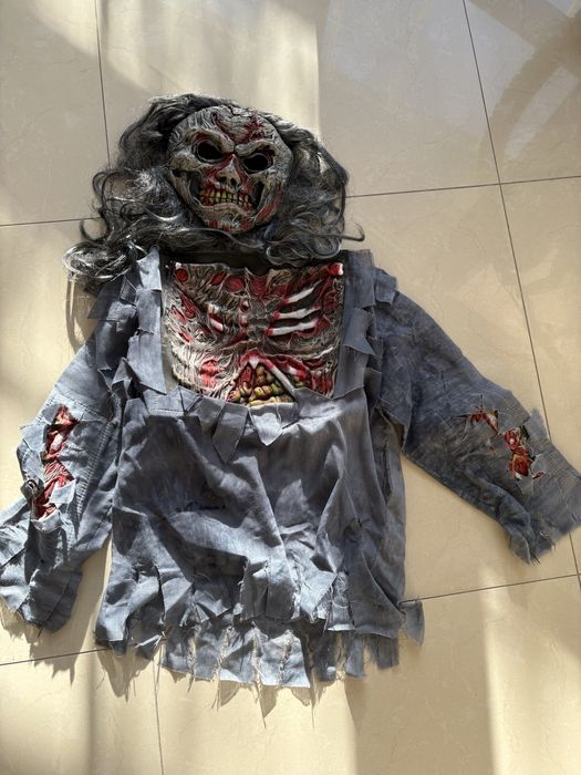 Straszny stroj na halloween upior przebranie z maska 6- 12 lat