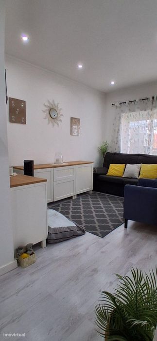 **RESERVADO** Apartamento T2 com terraço na Sobreda
