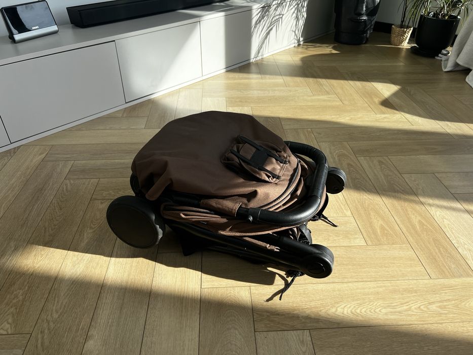 Wózek Elodie Details Mondo - składany / premium / z zimową nakładką