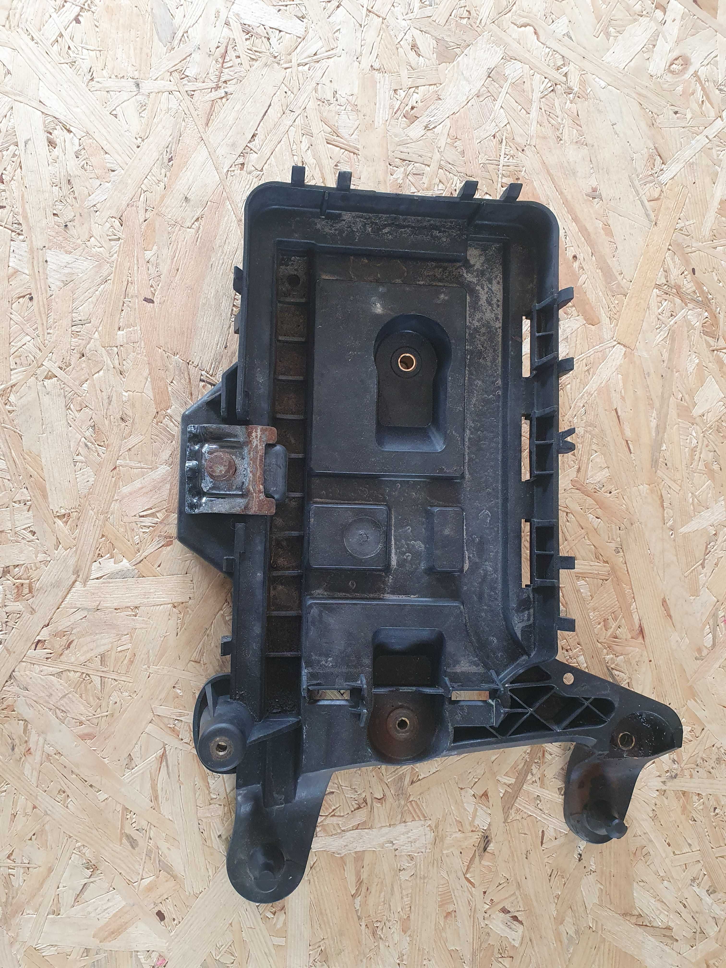 Podstawa mocowanie akumulatora filtra Seat Leon 2 II