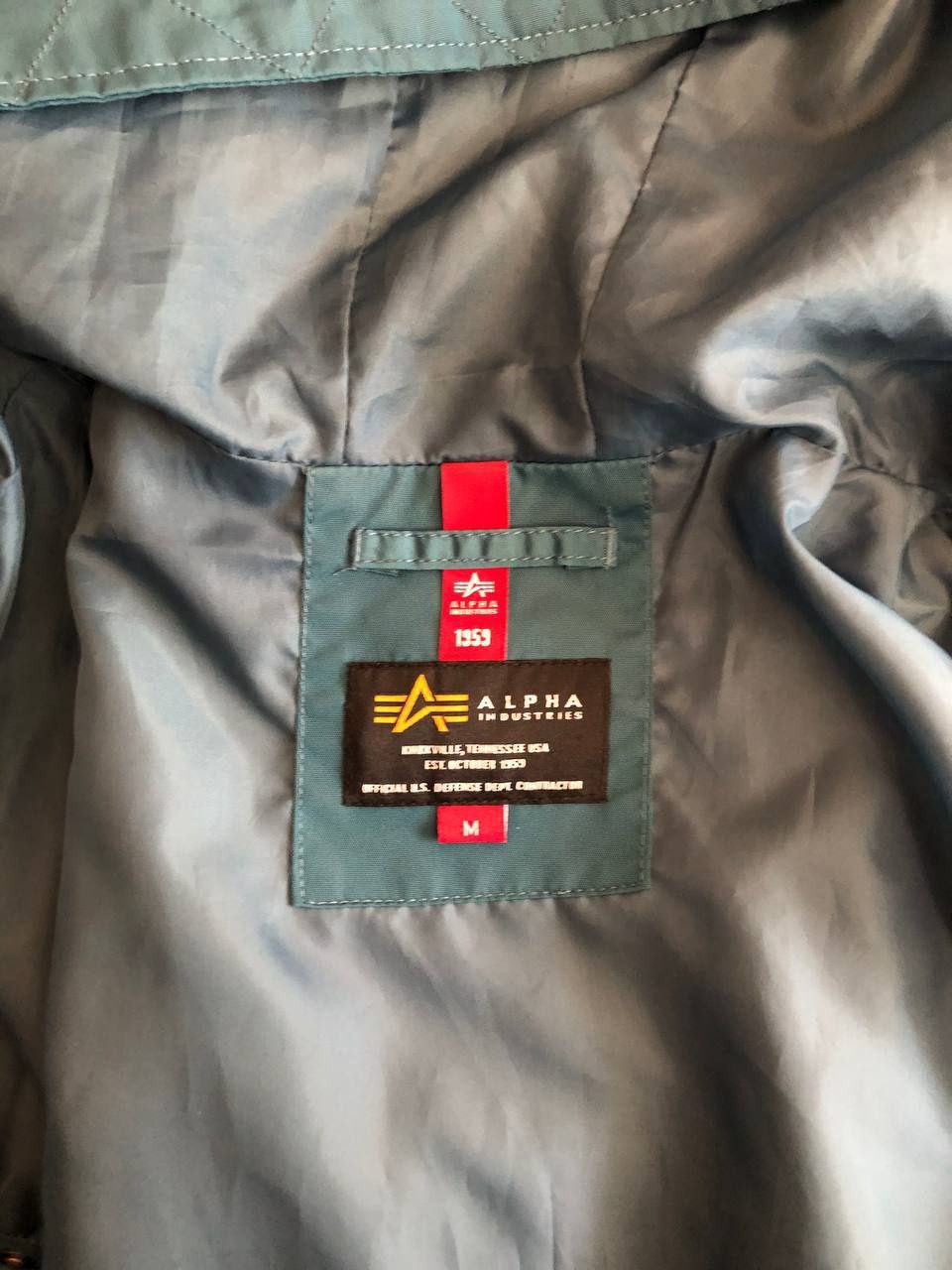 Alpha Industries бомбер з капюшоном