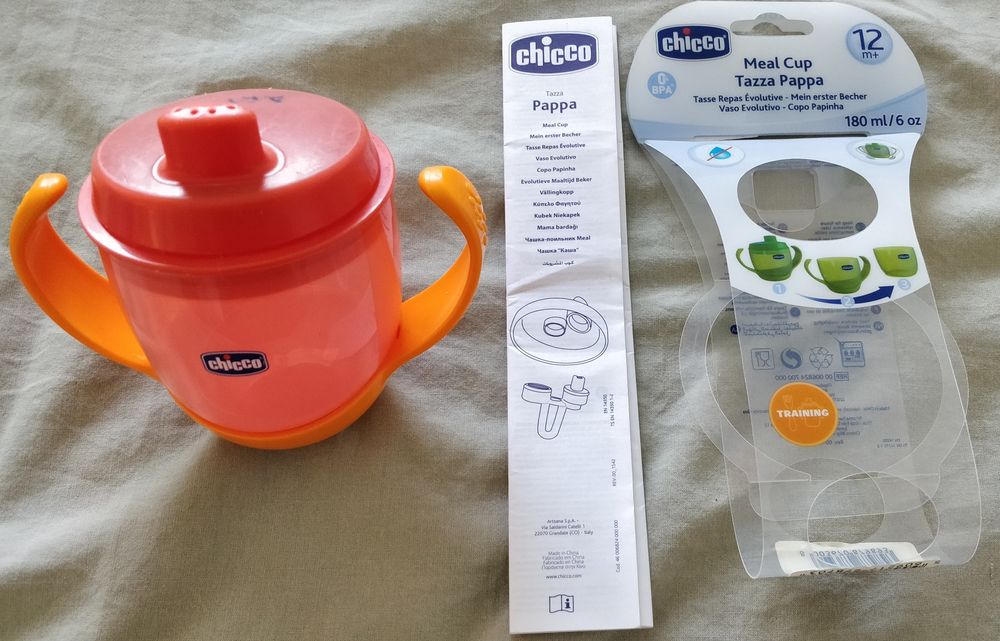 Pratos, talheres, copo evolutivo e termo refeição para bebé da Chicco