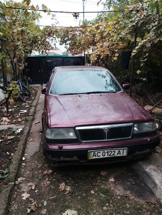 Продам автомобіль LANCIA THEMA