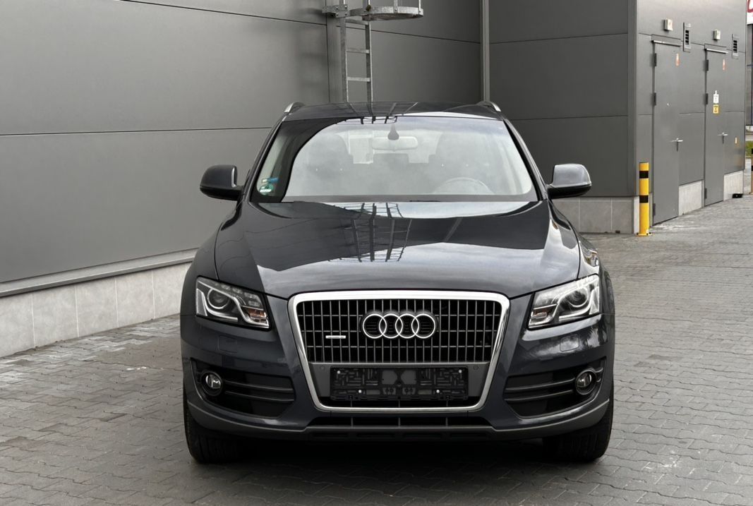 Audi Q5 2009 год