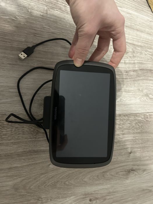 навігатор TomTom GO 610