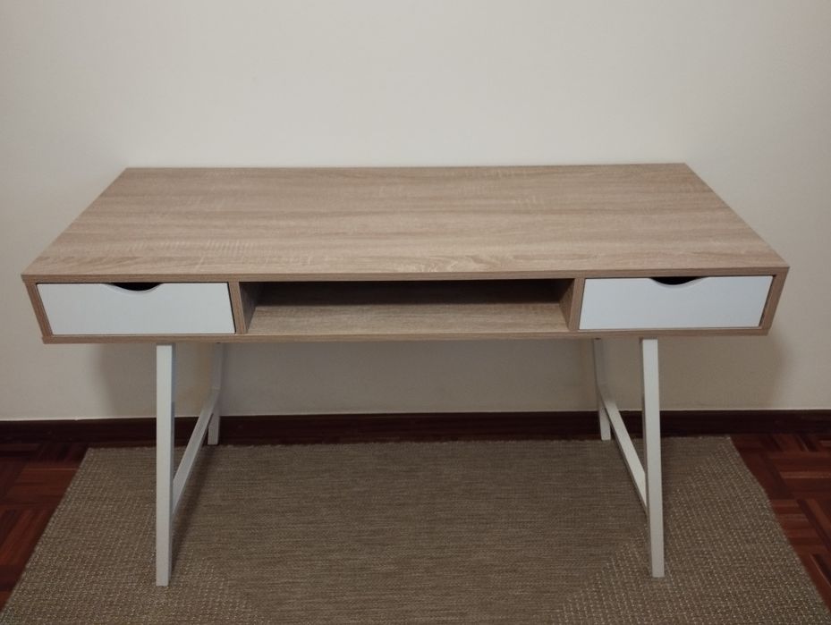 Vendo secretária como nova