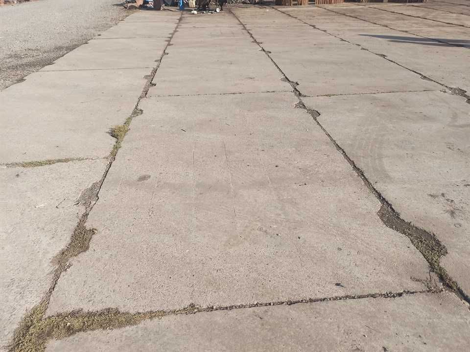 Продам ділянку 43 сотки з залізничною колією, під комерцію, Хуст.