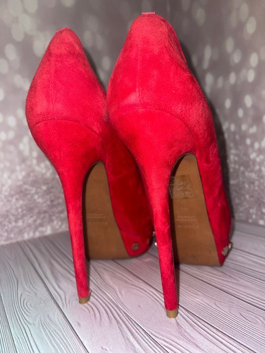 Туфлі замшеві червоні