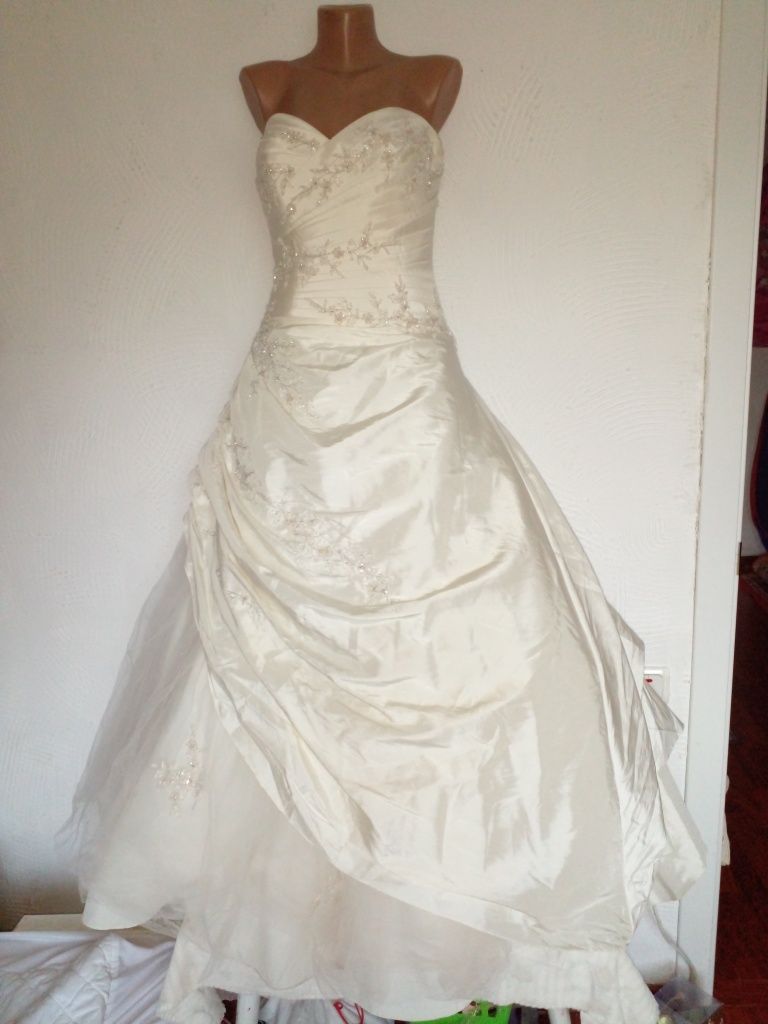 Платье свадебное pronovias размер л