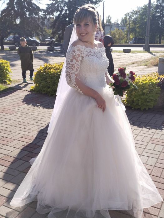 Продам свадебное платье