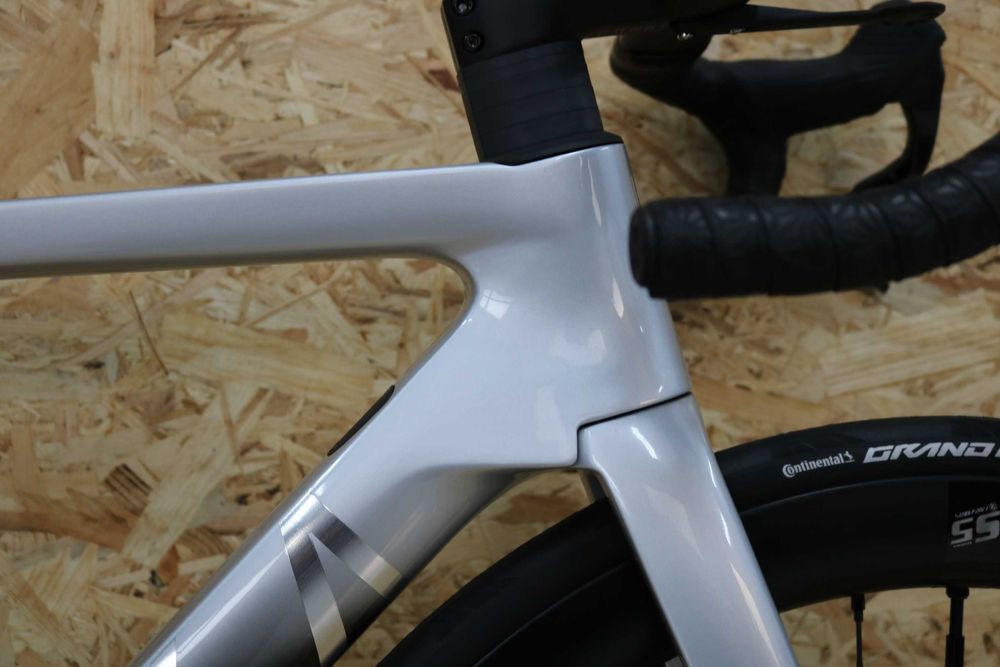 Bicicleta topo de gama Seka Exceed Sram Force AXS novo modelo