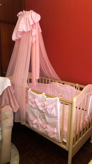 Berço seminovo pré-natal