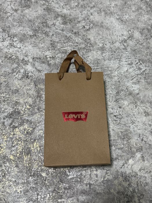 Подарочный набор Levi’s кошелек + ремень в подарочной коробке