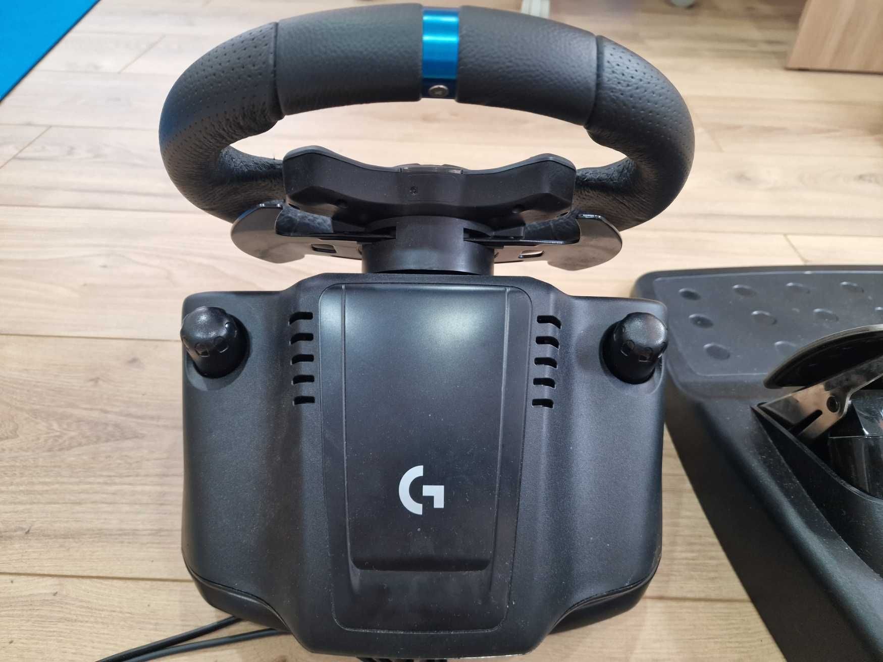 Logitech G923 – kierownica do PC / PS5 / PS4 – stan idealny