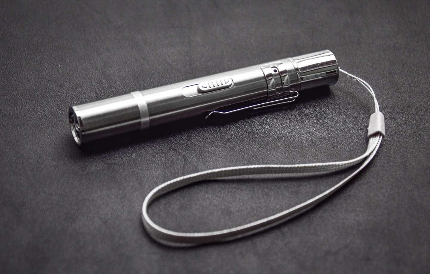 Laser Latarka LED USB Klips Dla Kota Kot Wzorki UV