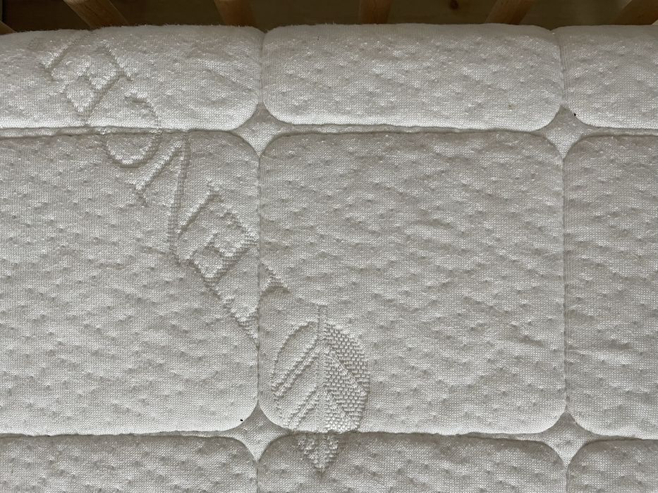 Łóżeczko IKEA sniglar plus materac hilding