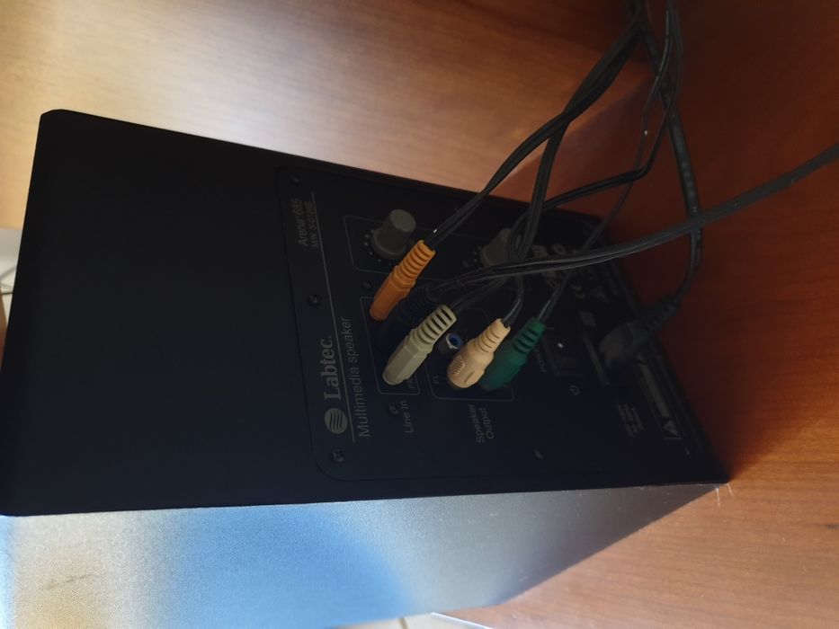 Colunas e subwoofer Labtec