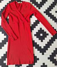 Czerwona sukienka prążkowana M