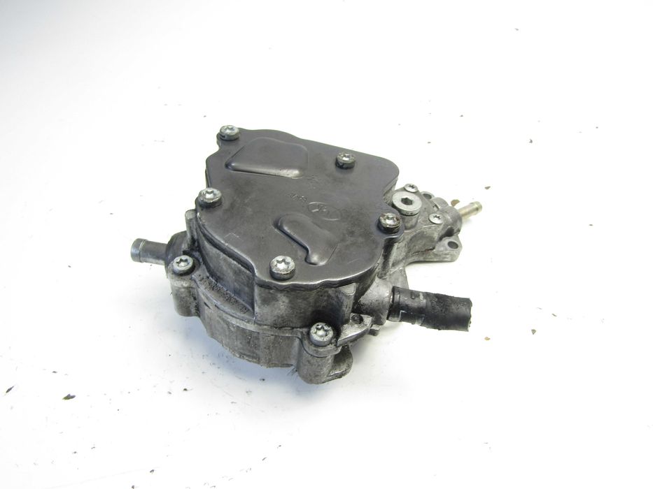 Audi A4 B6 1.9 TDI AWX AVF pompa vacum paliwa