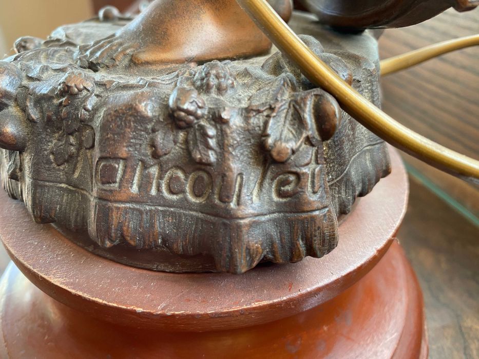 Candeeiro Arte Nova com 2 tulipas de Rancoulet