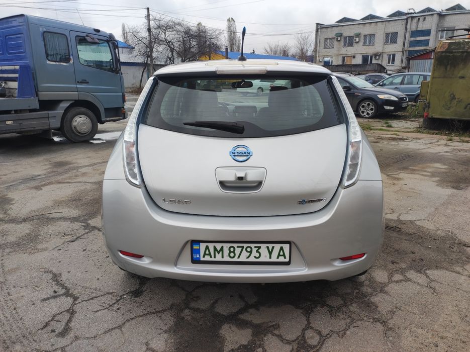 Nissan Leaf Ніссан Ліф