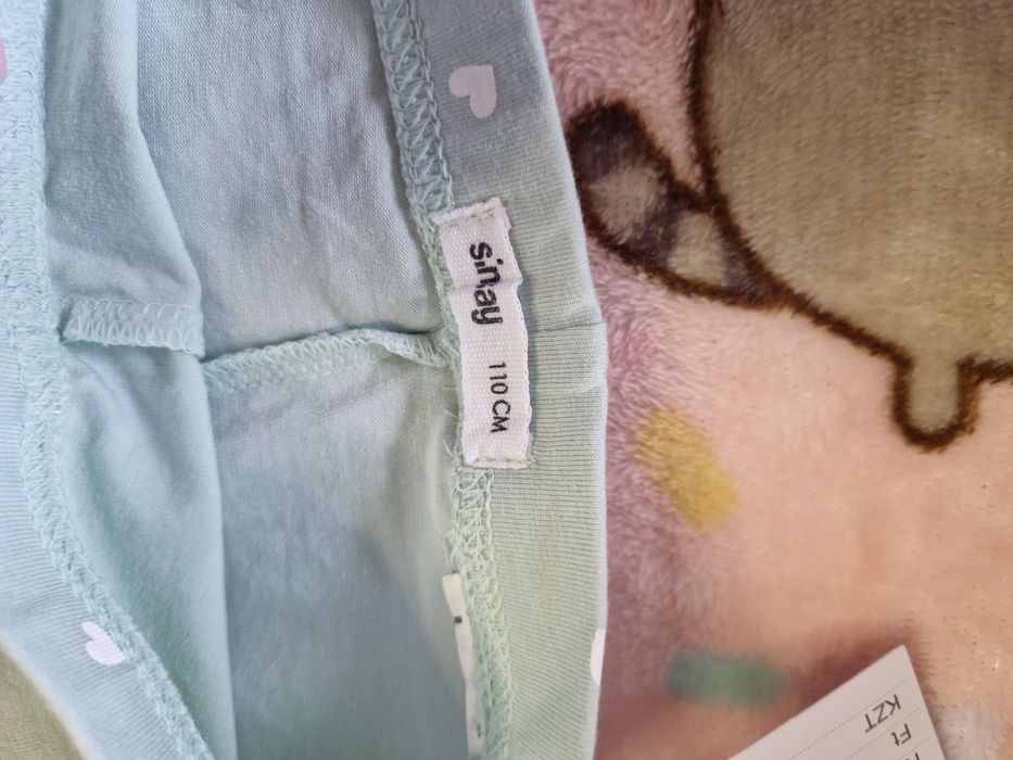 Nowe legginsy. Sisay, Frozen. 110. Dla dziewczynki. Zestaw