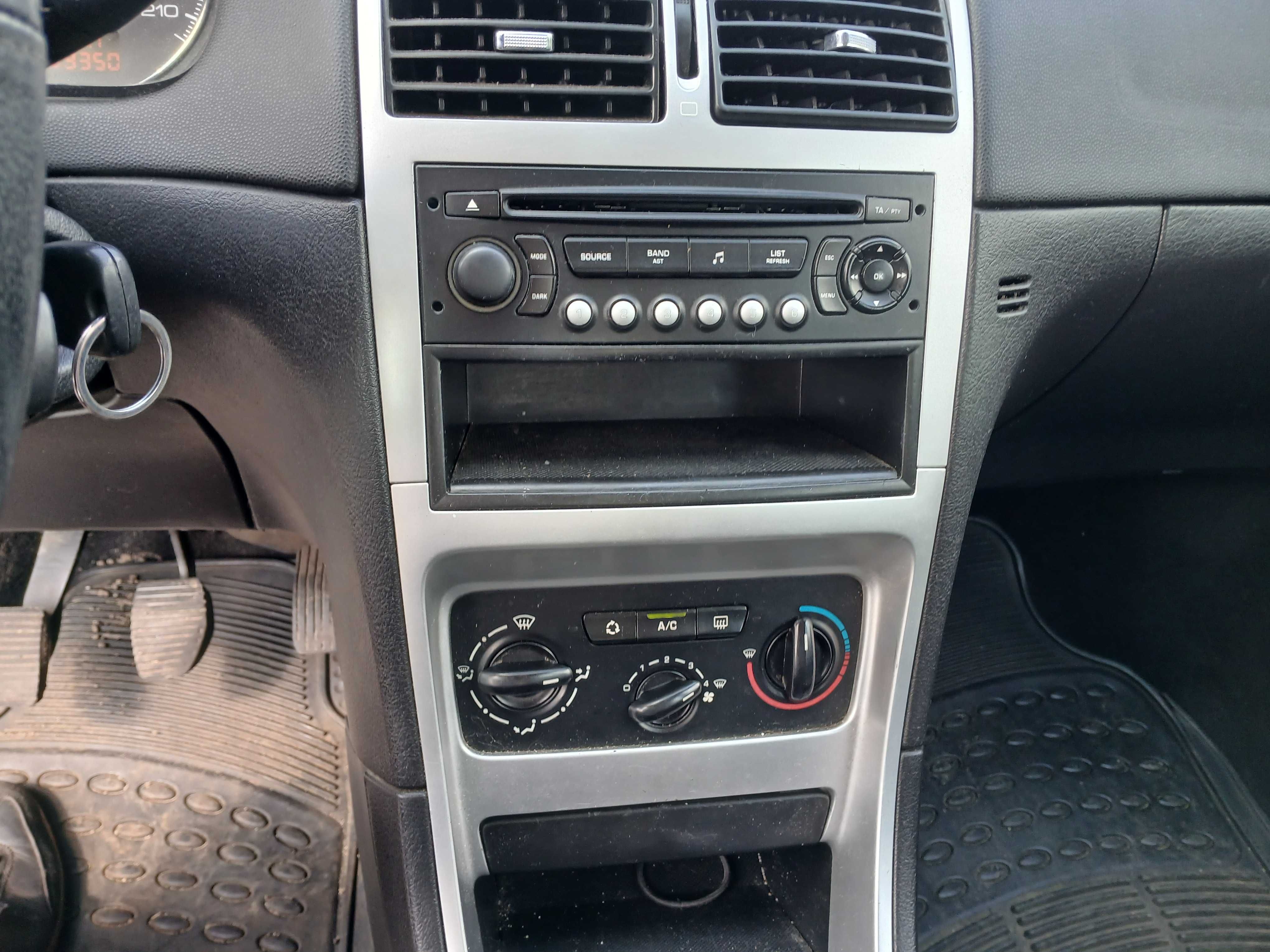Peugeot 307 lift kombi 1.6 benzyna