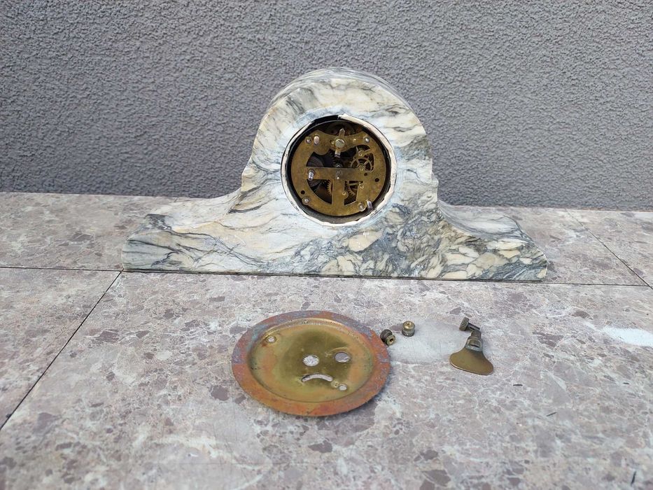 88 Stary zegar kominkowy stołowy chodzik sprawny miniaturka marmurowy