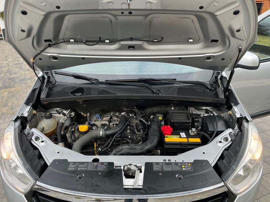 Dacia Lodgy 2016r benzyna Alu klima niski przebieg Duży serwis Zaprasz