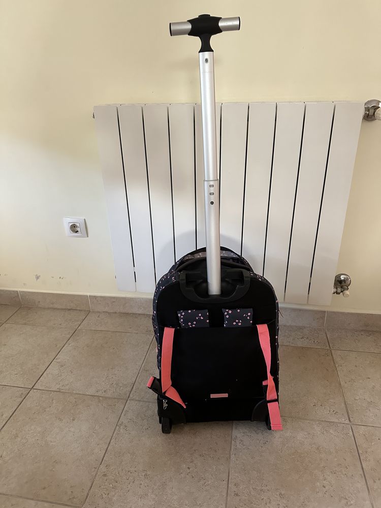 Mochila e troley - 2 em um e lancheira
