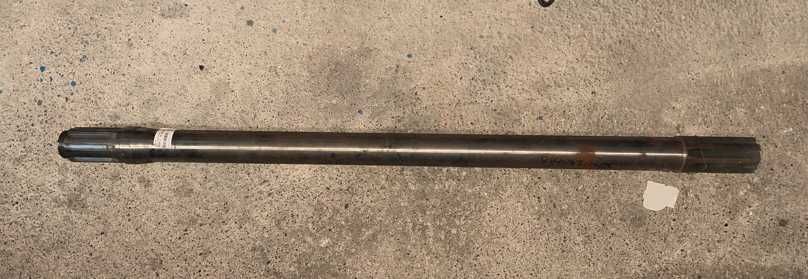 Półoś tylnego mostu lewa stary typ Bizon