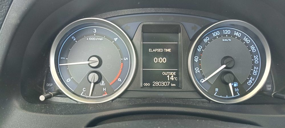 Toyota Auris ll Avensis