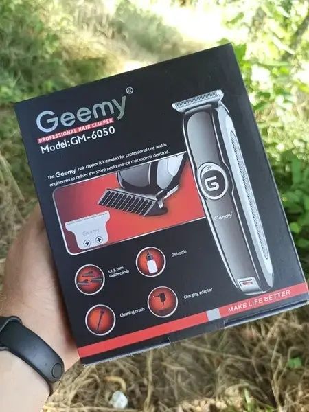 Машинка бездротова Geemy GM 6050 для стриження волосся