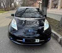 Nissan Leaf 2013 c двумя батареями электромобиль