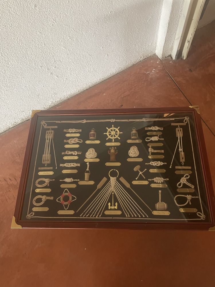 Quardos com nos de marinheiro
