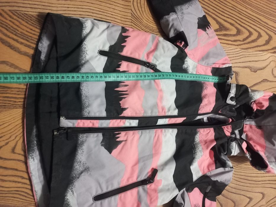 Фірмова курточка осінь- зима!